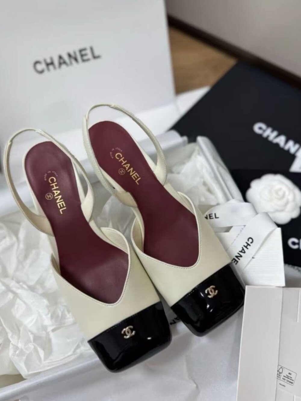 CHANEL Two‑Tone Slingback Block Heels Square‑Toe Leather Sandals